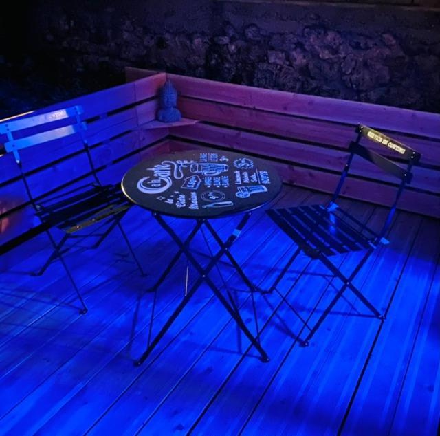 Love Room - La Parenthese Saint-Bauzille-de-la-Sylve Екстериор снимка